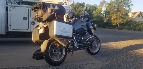 Right Side Pic of my BMW R1200GS packet up and ready to go.